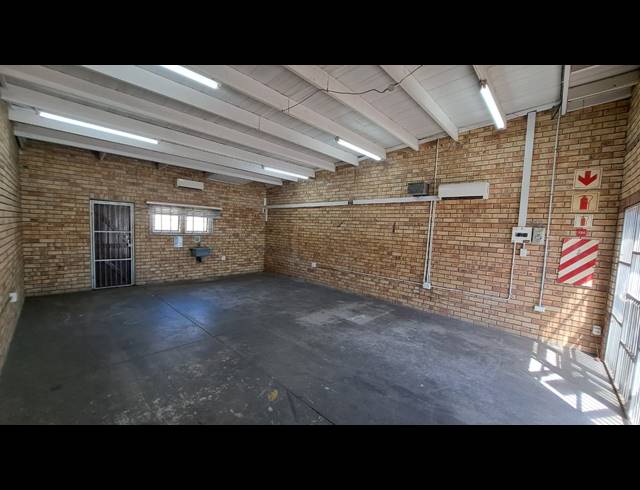 51M² WORKSHOP TO LET IN RICHARDS BAY CENTRAL